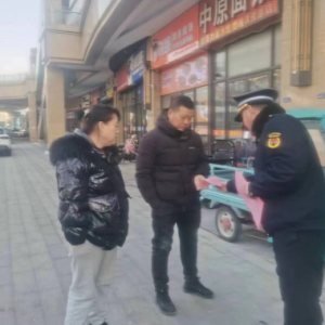李園街道綜合行政執(zhí)法中隊開展“愛綠護綠，從我做起”園林綠化專題宣傳 ...