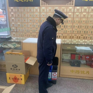 南村執(zhí)法中隊持續(xù)深入推進垃圾分類！