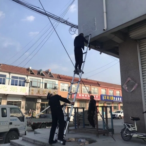 開展小廣告專項清理行動