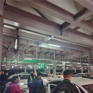 實探膠東機場深夜打車：多數(shù)乘客叫車順利，個別平臺易出問題