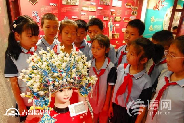 青島市即墨區(qū)小學(xué)生走進博物館 迎接國際博物館日