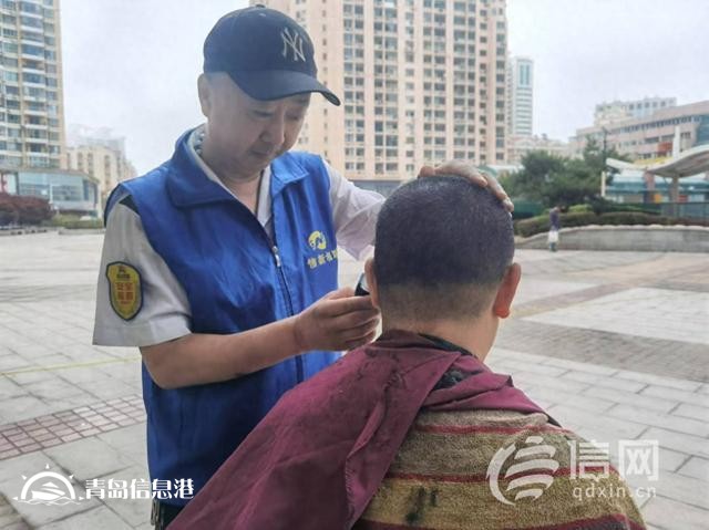 服務(wù)便民“零距離” 香港中路街道開展新時(shí)代文明實(shí)踐活動(dòng)