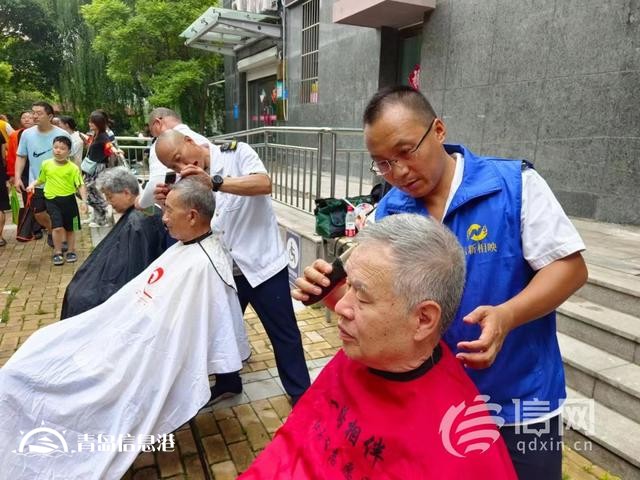 信新相映走進延吉路社區(qū) 志愿者在服務中不斷提升自身技能