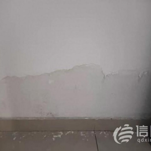 新房快裝修完成卻被水泡了 華潤(rùn)國(guó)際海洋智區(qū)公共區(qū)域水管破裂