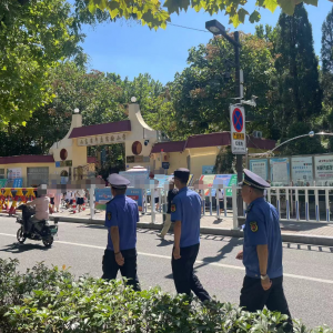 平度市東閣街道執(zhí)法中隊(duì)整治校園周邊亂象，織密校園環(huán)境“防護(hù)網(wǎng)” ...