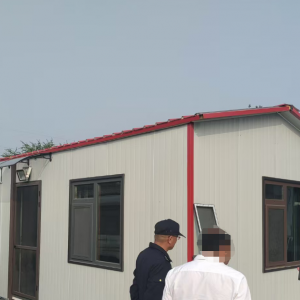 平度市東閣街道執(zhí)法中隊推進(jìn)拆違治亂，為城市發(fā)展騰空間