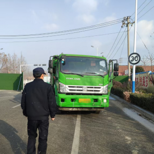 平度市東閣街道執(zhí)法中隊開展凈“塵”行動，守護(hù)“天空藍(lán)” ...