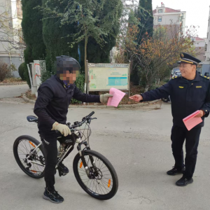平度市東閣街道執(zhí)法中隊(duì)強(qiáng)化燃?xì)獍踩珗?zhí)法，筑牢安全生產(chǎn)“防火墻” ...