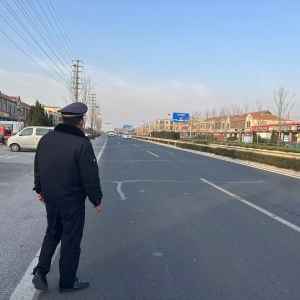 整治“抓促結(jié)合”治理渣土車(chē)運(yùn)輸