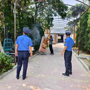 鳳臺執(zhí)法中隊普法先行 規(guī)范戶外廣告牌匾