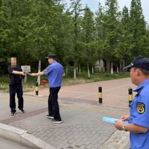 平度市東閣街道執(zhí)法中隊“信用+”整治不文明養(yǎng)犬，守護群眾出行安全 ...