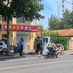 加強(qiáng)日常巡查 規(guī)范轄區(qū)道路施工行為